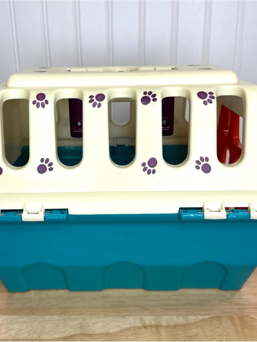 BATTAT Orange White Teal Dog Cat Pet Carrier Hard Plastic 10 x 8 Play Vet